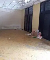 Centro città: Vendita Magazzino in Via Francesco Saverio Nitti