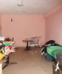 Deposito con corte a Mendicino in contrada Tivolille Deposito con corte a Mendicino in contrada Tivolille