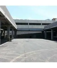 Scandicci ( zona Casellina ) capannone artigianale nuovo di 500 mq, con altezza 4,70 m, ufficio, due