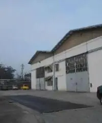 Capannone in Vendita a Cesena