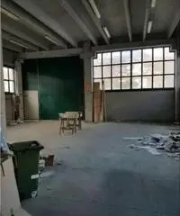 Vendita Capannone in strada provinciale per novano