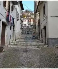 Vendita Magazzino da 38mq Vendita Magazzino da 38mq
