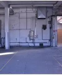 Affitto Capannone in Via Antonio Canova Affitto Capannone in Via Antonio Canova