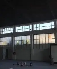 Affitto Capannone in Via Eleonora Duse Affitto Capannone in Via Eleonora Duse