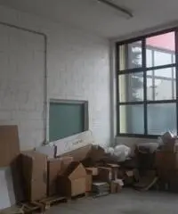 Affitto Magazzino in Via Alcide De Gasperi Affitto Magazzino in Via Alcide De Gasperi