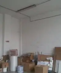 Affitto Magazzino in Via Alcide De Gasperi Affitto Magazzino in Via Alcide De Gasperi