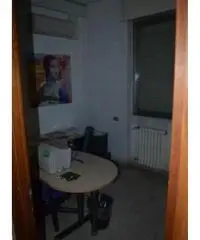 Limito: Affitto Capannone in Via Dante Alighieri