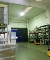 Mazzo: Affitto Capannone in Via Alcide De Gasperi