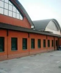 Seggiano: Vendita Capannone in via Brescia Seggiano: Vendita Capannone in via Brescia