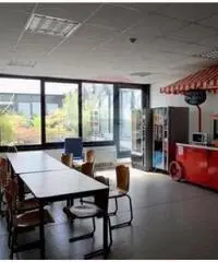 Vendita Capannone da 9000mq con ascensore Vendita Capannone da 9000mq con ascensore