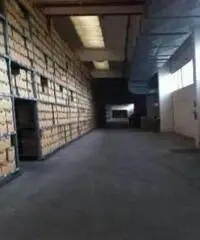 Vendita Capannone in Capannone in vendita via Guido Rossa, Liscate