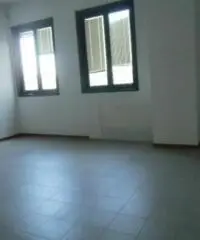 Vendita Capannone in via Primo Maggio 41