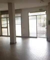 Vendita Magazzino da 165mq Vendita Magazzino da 165mq