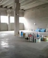 Affitto Capannone da 1200mq con ascensore Affitto Capannone da 1200mq con ascensore