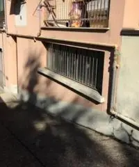 Affitto Magazzino in via monza 8 Affitto Magazzino in via monza 8