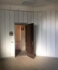 Affitto Magazzino in via monza 8 Affitto Magazzino in via monza 8