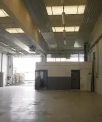 Vendita Capannone da 350mq Vendita Capannone da 350mq