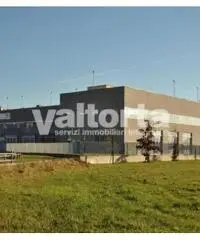 Vendita Capannone in Via I° Maggio Vendita Capannone in Via I° Maggio