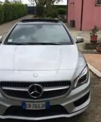 Mercedes-Benz CLA 220 CDI Premium Mercedes-Benz CLA 220 CDI Premium