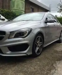 Mercedes-Benz CLA 220 CDI Premium Mercedes-Benz CLA 220 CDI Premium