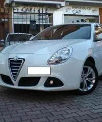 ALFA ROMEO Giulietta 2.0 JTDm-2 170 CV TCT DISTINCTIVE NAVI+PDC+DNA+USB rif. 7190694