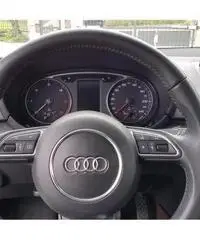 Audi A1 SPB 1.6 TDI S tronic Ambition Audi A1 SPB 1.6 TDI S tronic Ambition