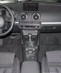 Audi A3 Audi A3 Sportback 1.6 TDI Ambition S-tronic S-Line