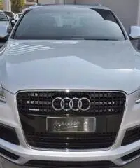 AUDI Q7 3.0 V6 TDI 240 CV quattro tiptronic s-line rif. 7189551