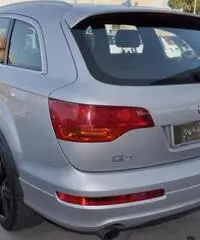AUDI Q7 3.0 V6 TDI 240 CV quattro tiptronic s-line rif. 7189551 AUDI Q7 3.0 V6 TDI 240 CV quattro tiptronic s-line rif. 7189551