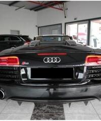 Audi R8 5.2 V10 FSI quattro CARBON CERAMICA S tronic