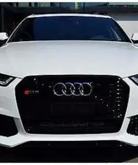 Audi RS6 Audi RS 6 Avant 4.0 TFSI quattro tiptronic, Matrix Audi RS6 Audi RS 6 Avant 4.0 TFSI quattro tiptronic, Matrix