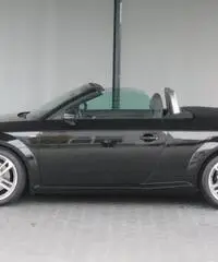 AUDI TT Coupé 2.0 TDI ultra S line rif. 7194570 AUDI TT Coupé 2.0 TDI ultra S line rif. 7194570