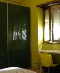 AFFITTASI A STUDENTESSE DUE POSTI LETTO IN CAMERA DOPPIA AFFITTASI A STUDENTESSE DUE POSTI LETTO IN CAMERA DOPPIA