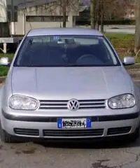Auto buone condizione rifatto frizione e distribuzione Auto buone condizione rifatto frizione e distribuzione