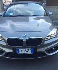 BMW 218d Active Tourer Advantage