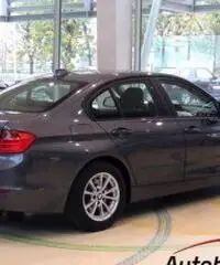 BMW 318 D STEPTRONIC