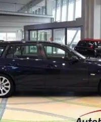 BMW 320 D TOURING FUTURA STEPTRONIC BMW 320 D TOURING FUTURA STEPTRONIC