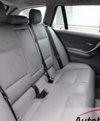 BMW 320 D TOURING FUTURA STEPTRONIC BMW 320 D TOURING FUTURA STEPTRONIC