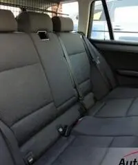 BMW 320 D TOURING E46 Climatizzatore digitale + Radio cd + Cerchi in lega + DSC + Vetri elettrici + 