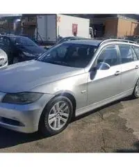 BMW 320 Serie 3   (E90/E91)  cat Touring Eletta