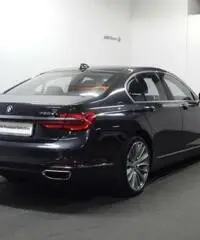 BMW 730 d Eccelsa rif. 7184676