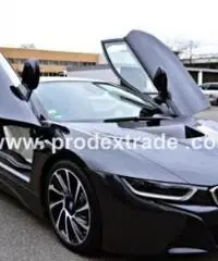 BMW i8 i8 Pure Impulse EXCLUSIVE*XENON*PDC*NAVI* rif. 6554467