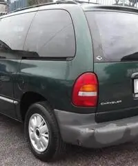 Chrysler Voyager 2000 gpl 7 posti Chrysler Voyager 2000 gpl 7 posti