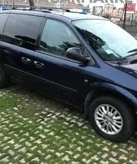 CHRYSLER Voyager 2.8 CRD cat LX Auto KMCERTIFICATI rif. 7127524 CHRYSLER Voyager 2.8 CRD cat LX Auto KMCERTIFICATI rif. 7127524