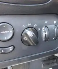 CHRYSLER Voyager 2.8 CRD cat LX Leather Automatica rif. 6589641 CHRYSLER Voyager 2.8 CRD cat LX Leather Automatica rif. 6589641