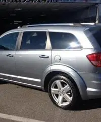 DODGE Journey 2.0 crd 140 cv R/T navi pelle telecamera cerchi 19 rif. 7174006 DODGE Journey 2.0 crd 140 cv R/T navi pelle telecamera cerchi 19 rif. 7174006