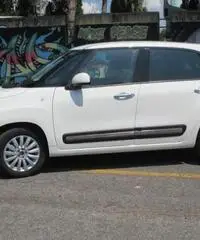 FIAT 500L 1.3 Mjt 95 CV Pop Star FIAT 500L 1.3 Mjt 95 CV Pop Star