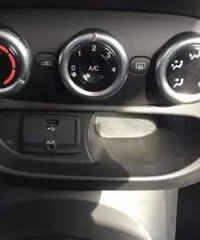 Fiat 500L 1.6 Multijet 105 CV Pop Star Fiat 500L 1.6 Multijet 105 CV Pop Star