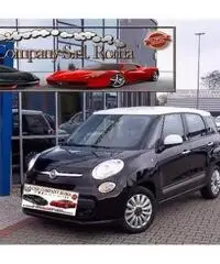 Fiat 500L Fiat 500L Living 1.6 Multijet Pop Star Navi PDC SH Fiat 500L Fiat 500L Living 1.6 Multijet Pop Star Navi PDC SH