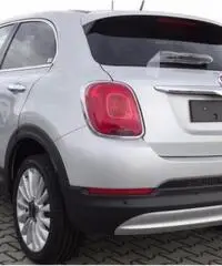 Fiat 500X Fiat 500X Lounge 1600 Multijet 120 Ps, Navi Xenon Fiat 500X Fiat 500X Lounge 1600 Multijet 120 Ps, Navi Xenon